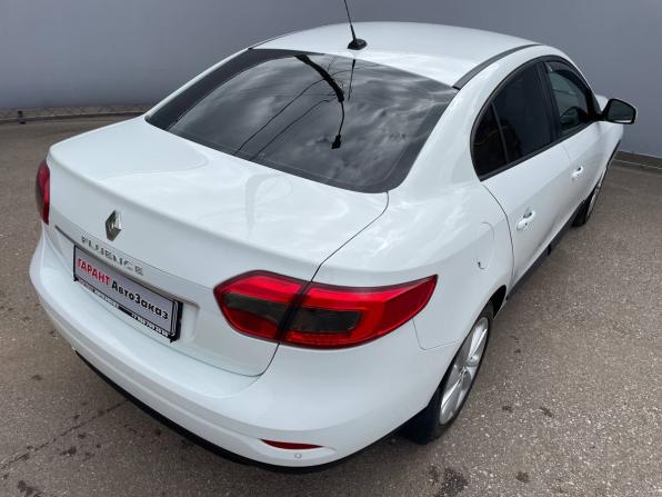 Renault Fluence I Рестайлинг с пробегом 2016 года, цена 920 000 рублей, 238216 км, седан, Автокод Объявления