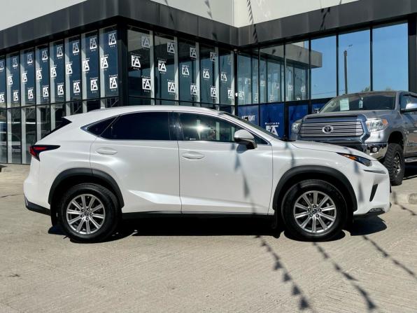Lexus NX I Рестайлинг с пробегом 2020 года, цена 2 670 000 рублей, 130000 км, внедорожник, Автокод Объявления