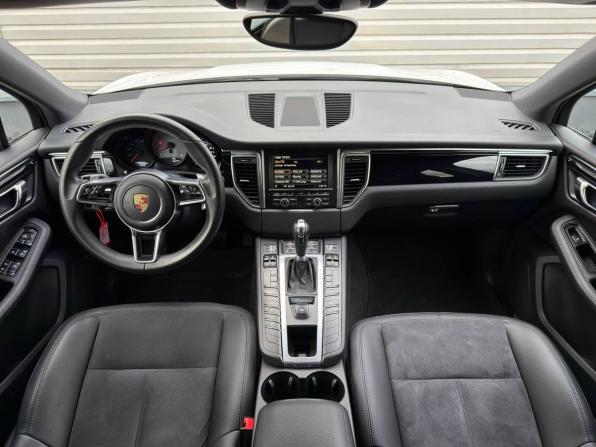 Porsche Macan I с пробегом 2015 года, цена 2 390 000 рублей, 148567 км, внедорожник, Автокод Объявления