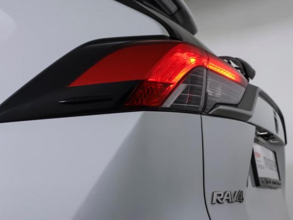 Toyota RAV4 V (XA50) с пробегом 2021 года, цена 2 790 000 рублей, 146049 км, внедорожник, Автокод Объявления