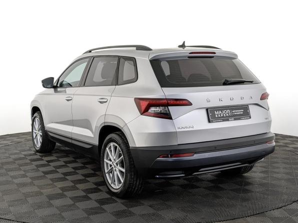 Skoda Karoq I с пробегом 2020 года, цена 2 185 000 рублей, 103015 км, внедорожник, Автокод Объявления