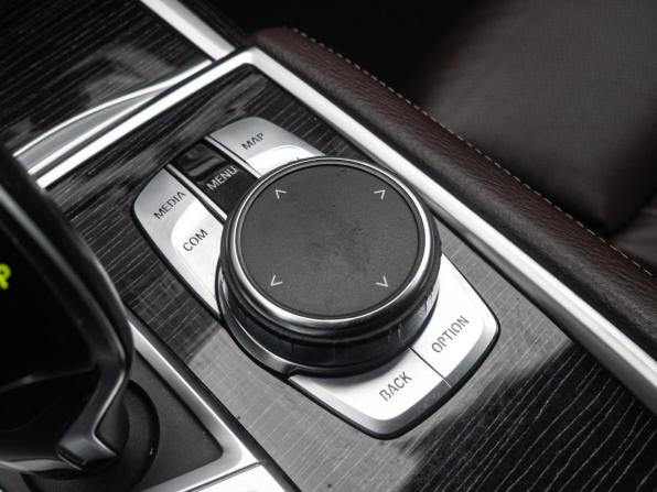 BMW 7 серии VI (G11/G12) с пробегом 2018 года, цена 4 350 000 рублей, 97856 км, седан, Автокод Объявления