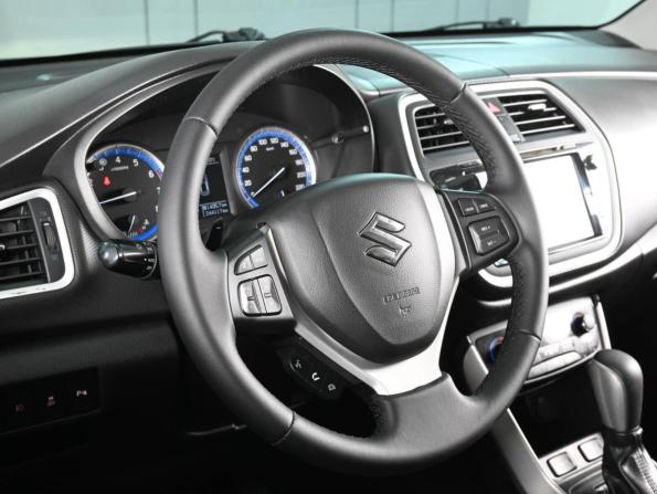 Suzuki SX4 II (S-Cross) с пробегом 2014 года, цена 1 099 000 рублей, 244117 км, хэтчбек, Автокод Объявления