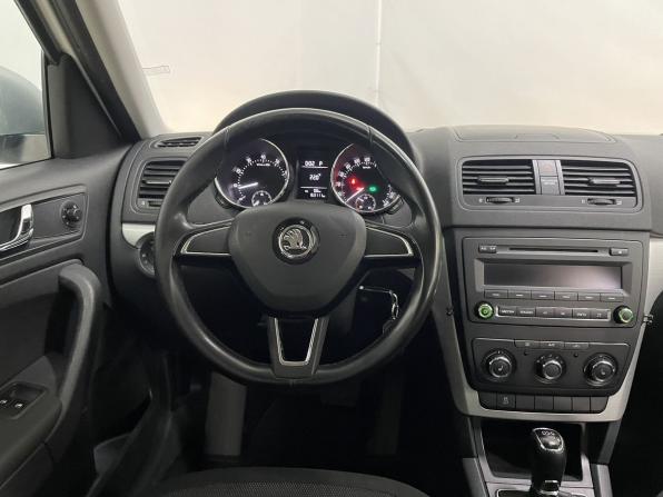 Skoda Yeti I Рестайлинг с пробегом 2014 года, цена 990 000 рублей, 163109 км, внедорожник, Автокод Объявления