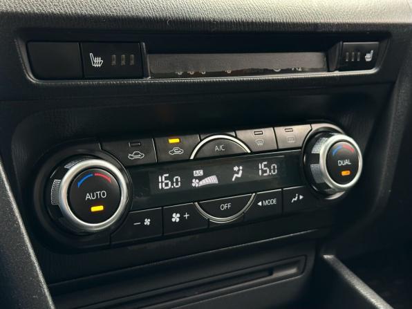Mazda 3 III (BM) с пробегом 2014 года, цена 1 060 000 рублей, 276081 км, седан, Автокод Объявления