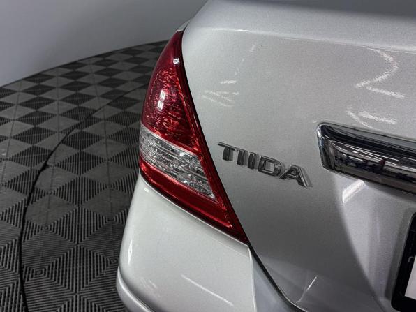 Nissan Tiida I Рестайлинг с пробегом 2013 года, цена 473 700 рублей, 262237 км, седан, Автокод Объявления