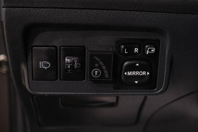 Toyota Corolla X (E140 E150) Рестайлинг с пробегом 2012 года, цена 1 049 000 рублей, 208000 км, седан, Автокод Объявления