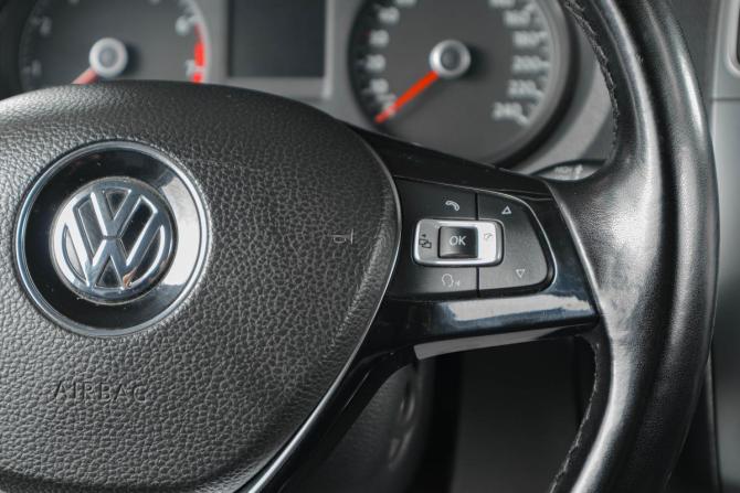 Volkswagen Polo V Рестайлинг с пробегом 2016 года, цена 1 229 000 рублей, 168200 км, седан, Автокод Объявления