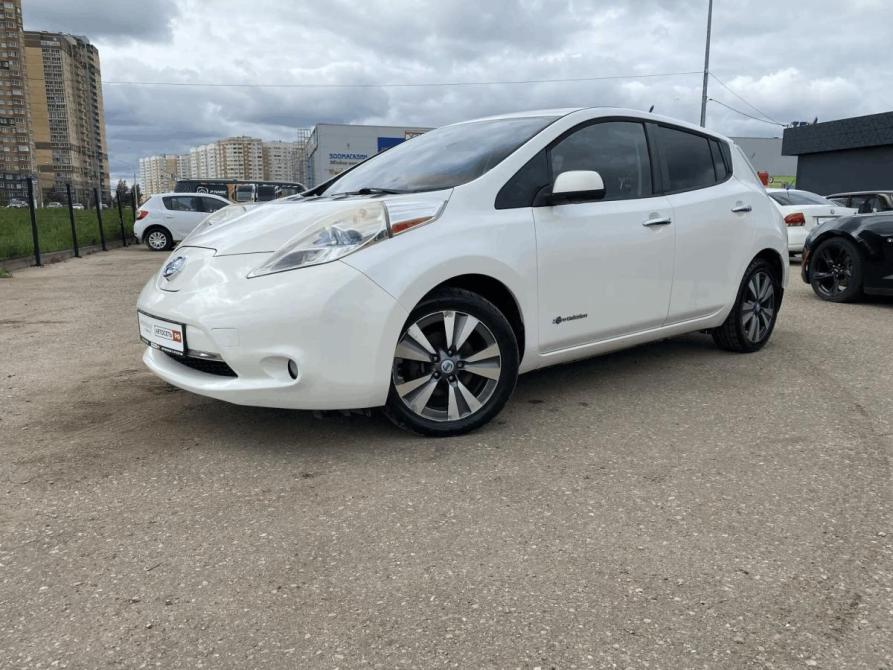 Nissan Leaf I (ZE0/AZE0) Тверь  - изображение 1