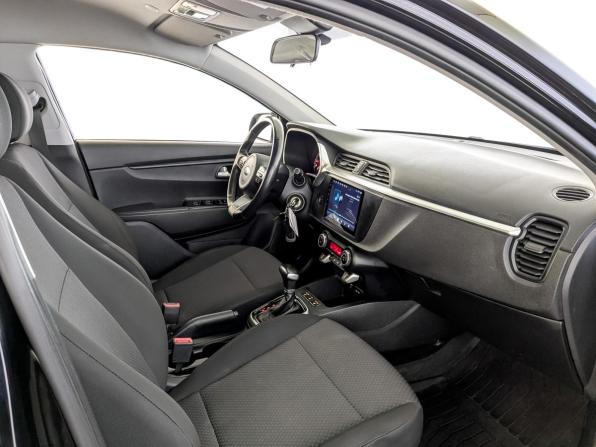 Kia Rio IV Рестайлинг с пробегом 2021 года, цена 1 680 000 рублей, 103956 км, хэтчбек, Автокод Объявления