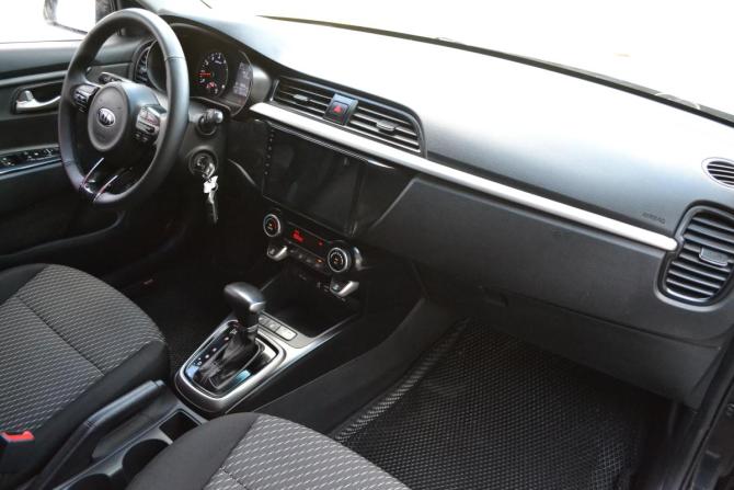 Kia Rio IV с пробегом 2018 года, цена 1 350 000 рублей, 180610 км, седан, Автокод Объявления