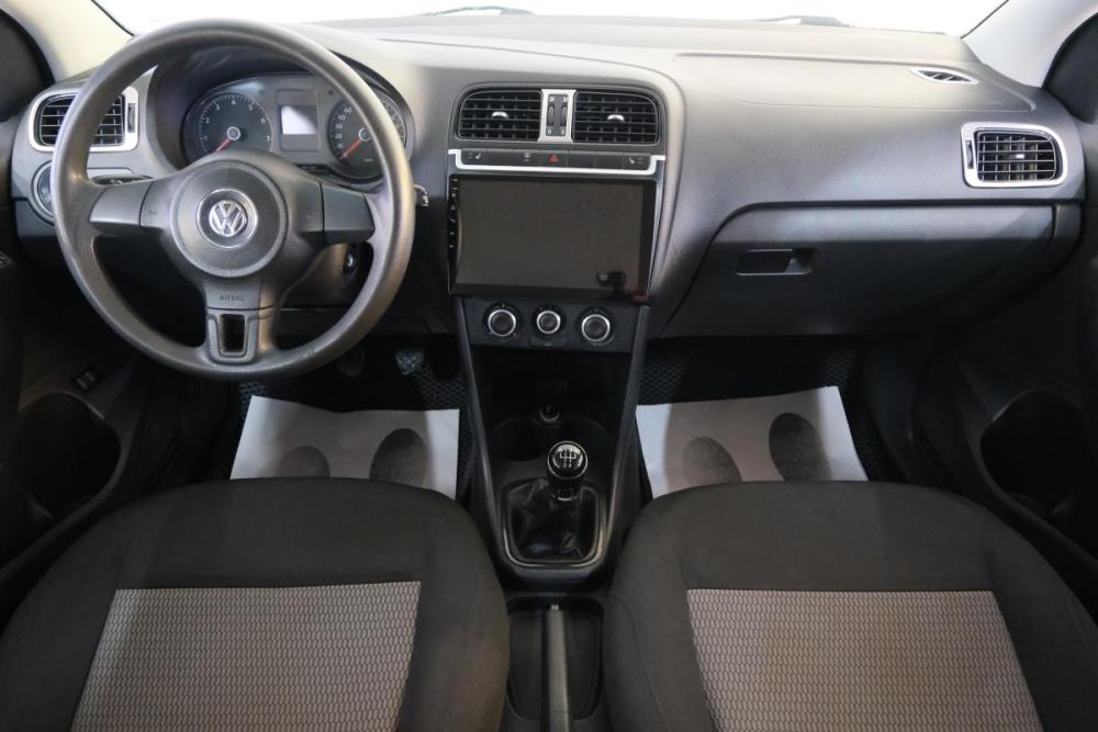 Volkswagen Polo V Омск  - изображение 15