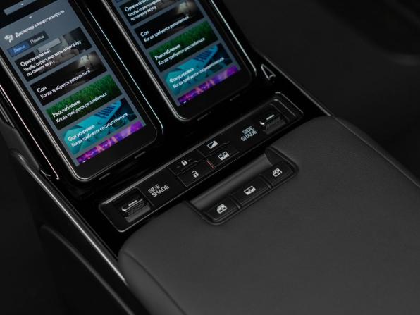 Lexus LM II с пробегом 2025 года, цена 13 895 000 рублей, 12905 км, минивэн, Автокод Объявления