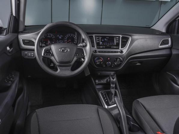 Hyundai Solaris II Рестайлинг с пробегом 2021 года, цена 1 590 000 рублей, 57922 км, седан, Автокод Объявления