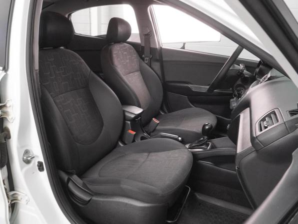 Kia Rio III Рестайлинг с пробегом 2015 года, цена 1 099 000 рублей, 129057 км, седан, Автокод Объявления