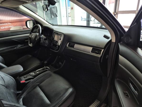 Mitsubishi Outlander III Рестайлинг с пробегом 2014 года, цена 1 479 000 рублей, 215262 км, внедорожник, Автокод Объявления