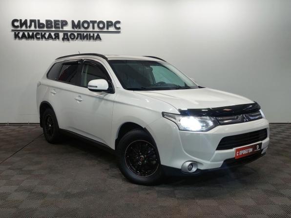 Mitsubishi Outlander III с пробегом 2012 года, цена 1 135 000 рублей, 263472 км, внедорожник, Автокод Объявления