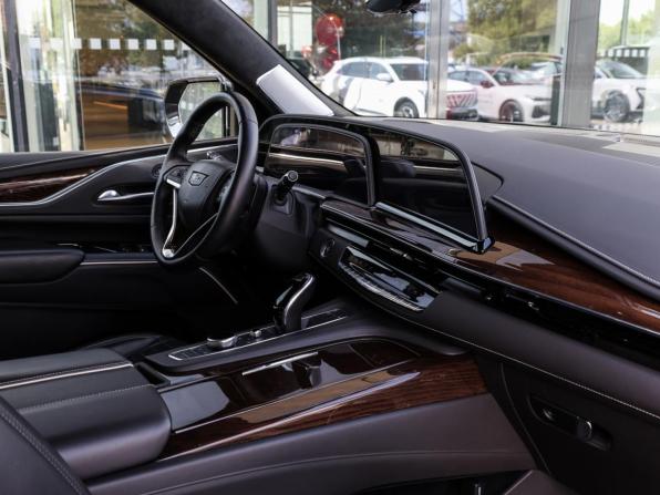 Cadillac Escalade V с пробегом 2022 года, цена 9 949 000 рублей, 51898 км, внедорожник, Автокод Объявления