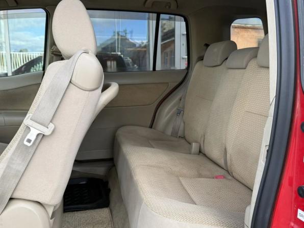 Toyota Raum II с пробегом 2007 года, цена 650 000 рублей, 174408 км, компактвэн, Автокод Объявления