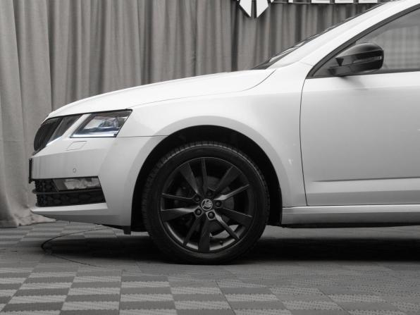 Skoda Octavia III (A7) Рестайлинг с пробегом 2017 года, цена 2 180 000 рублей, 78755 км, лифтбек, Автокод Объявления