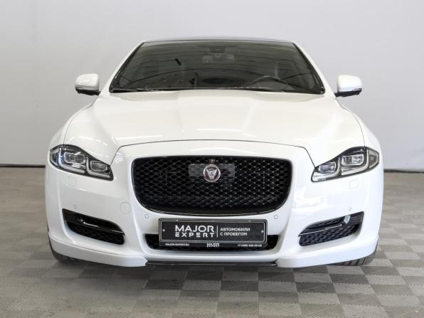 Jaguar XJ IV (X351) Рестайлинг с пробегом 2016 года, цена 3 590 000 рублей, 40122 км, седан, Автокод Объявления
