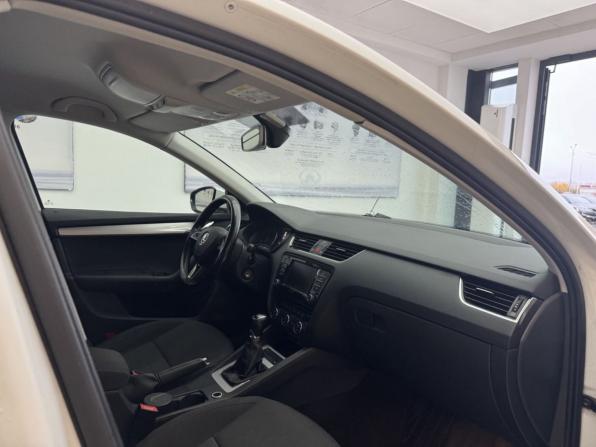Skoda Octavia III (A7) с пробегом 2016 года, цена 1 634 000 рублей, 118126 км, лифтбек, Автокод Объявления