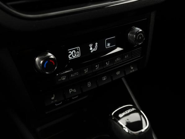 Skoda Rapid II с пробегом 2021 года, цена 1 940 000 рублей, 83906 км, лифтбек, Автокод Объявления