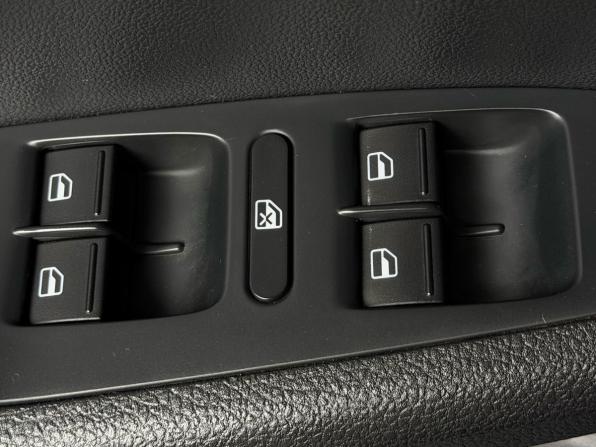 Volkswagen Jetta VI Рестайлинг с пробегом 2014 года, цена 1 249 000 рублей, 190000 км, седан, Автокод Объявления
