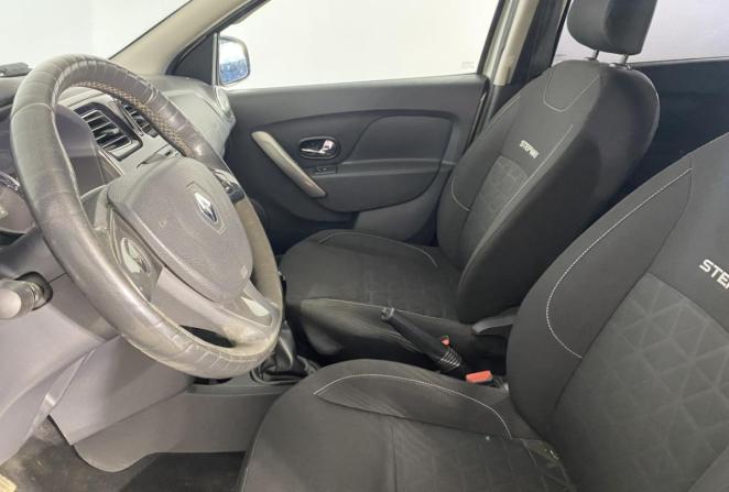 Renault Sandero II с пробегом 2016 года, цена 730 000 рублей, 235387 км, хэтчбек, Автокод Объявления