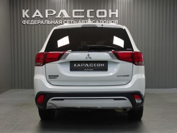 Mitsubishi Outlander III Рестайлинг 3 с пробегом 2018 года, цена 1 730 000 рублей, 135500 км, внедорожник, Автокод Объявления