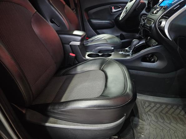 Hyundai ix35 I с пробегом 2012 года, цена 990 000 рублей, 238570 км, внедорожник, Автокод Объявления