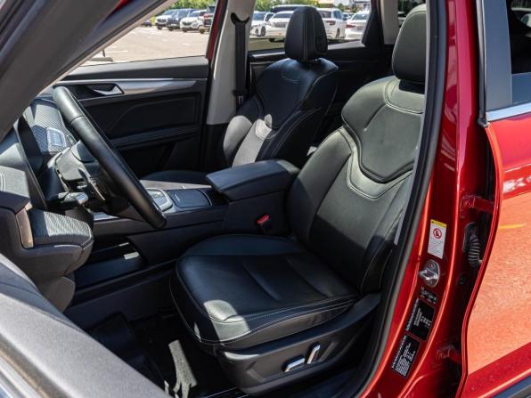 Haval Jolion I Рестайлинг с пробегом 2024 года, цена 2 140 000 рублей, 35218 км, внедорожник, Автокод Объявления
