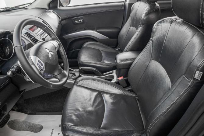Mitsubishi Outlander II Рестайлинг с пробегом 2011 года, цена 1 249 000 рублей, 296200 км, внедорожник, Автокод Объявления