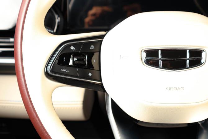 Geely Monjaro I с пробегом 2023 года, цена 3 899 000 рублей, 38800 км, внедорожник, Автокод Объявления