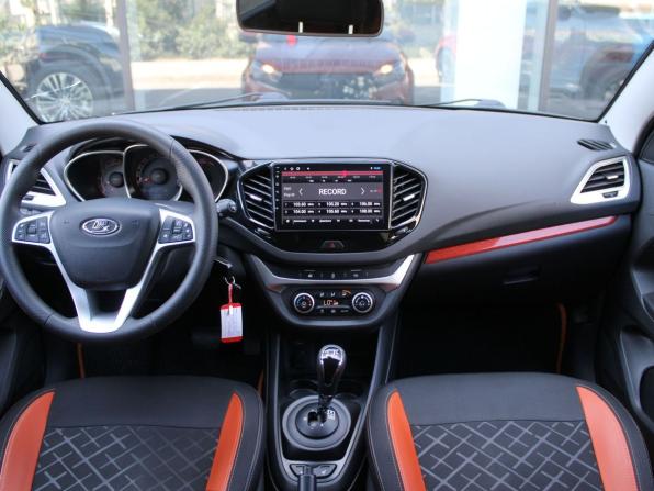 Lada (ВАЗ) Vesta I с пробегом 2018 года, цена 1 054 000 рублей, 67000 км, универсал, Автокод Объявления