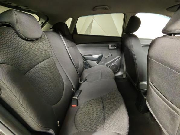 Kia Rio III Рестайлинг с пробегом 2017 года, цена 1 147 000 рублей, 97880 км, хэтчбек, Автокод Объявления