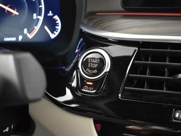 BMW 5 серии VII (G30/G31/G38) с пробегом 2018 года, цена 3 999 900 рублей, 137050 км, седан, Автокод Объявления
