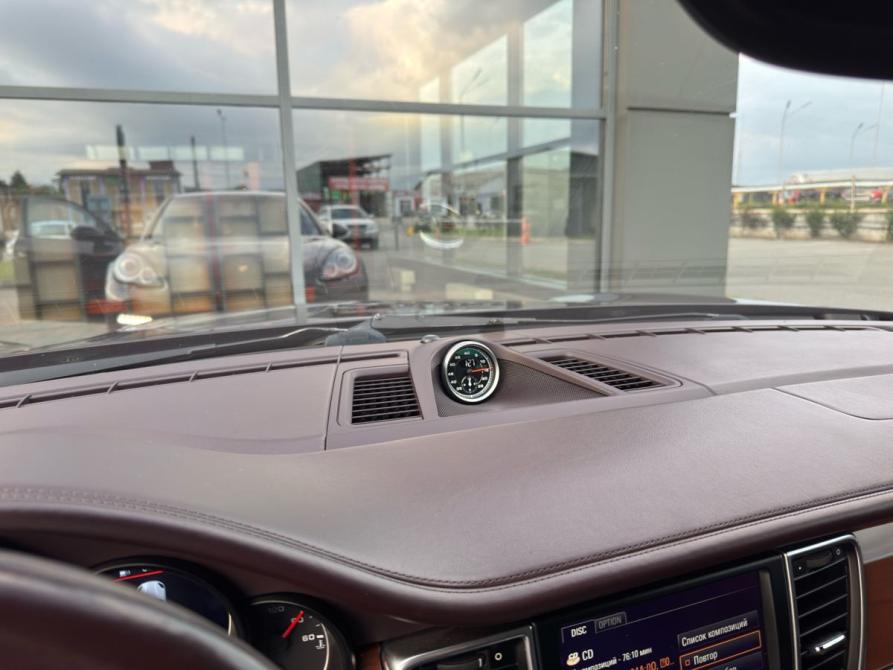 Porsche Panamera I Владикавказ  - изображение 13