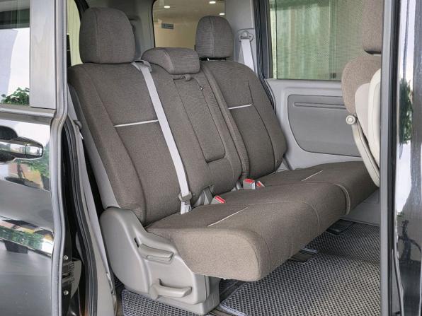 Honda Stepwgn V с пробегом 2016 года, цена 1 799 000 рублей, 141488 км, минивэн, Автокод Объявления