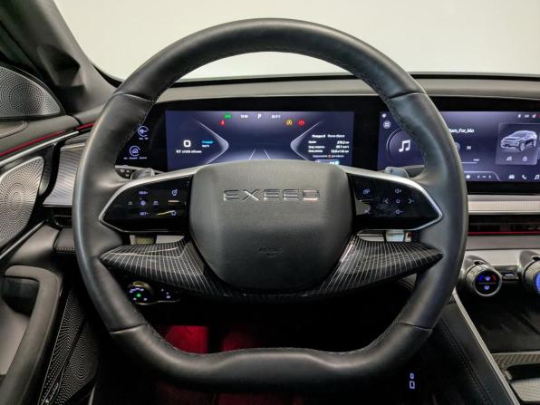 Exeed TXL I Рестайлинг 2 с пробегом 2024 года, цена 2 850 000 рублей, 20261 км, внедорожник, Автокод Объявления