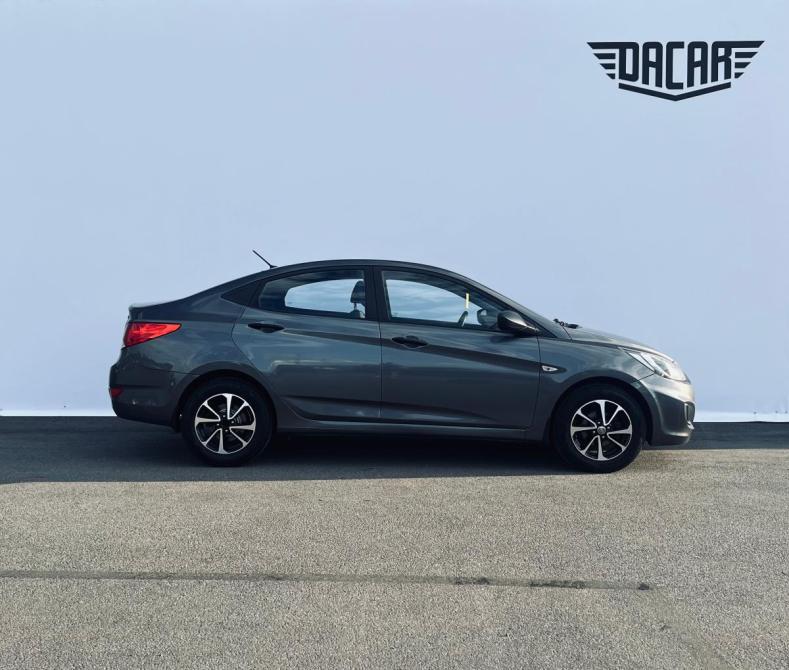 Hyundai Solaris I Санкт-Петербург  - изображение 3