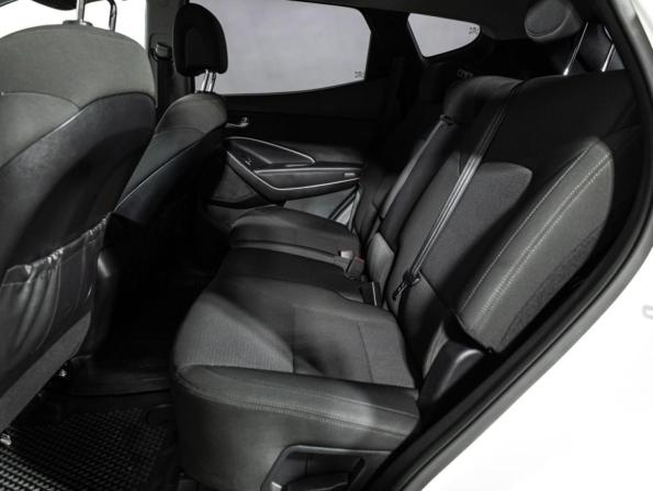 Hyundai Santa Fe III с пробегом 2015 года, цена 1 475 989 рублей, 229130 км, внедорожник, Автокод Объявления