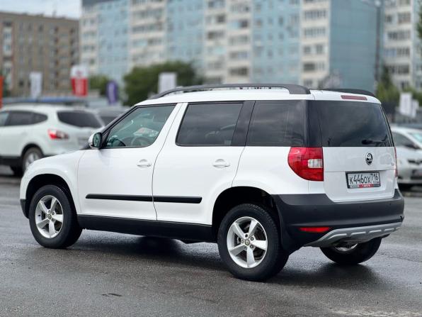 Skoda Yeti I с пробегом 2011 года, цена 799 000 рублей, 178651 км, внедорожник, Автокод Объявления