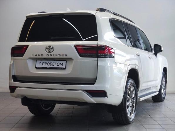 Toyota Land Cruiser 300 Series с пробегом 2021 года, цена 9 950 000 рублей, 28718 км, внедорожник, Автокод Объявления