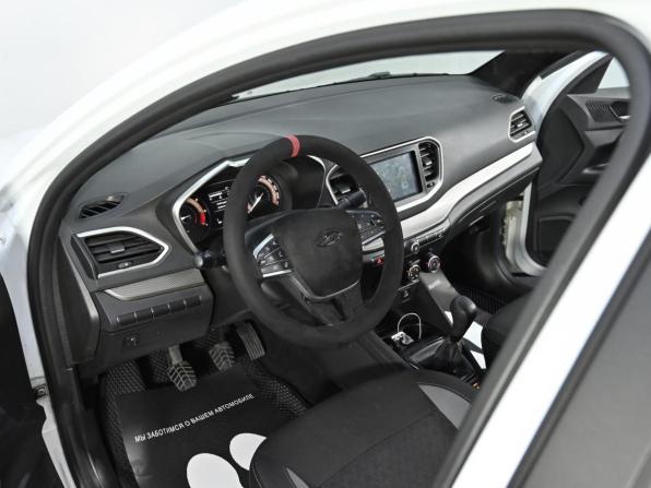 Lada (ВАЗ) Vesta I Рестайлинг (NG) с пробегом 2023 года, цена 999 000 рублей, 27916 км, седан, Автокод Объявления