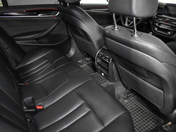 BMW 5 серии VII (G30/G31/G38) с пробегом 2019 года, цена 2 848 900 рублей, 129490 км, седан, Автокод Объявления