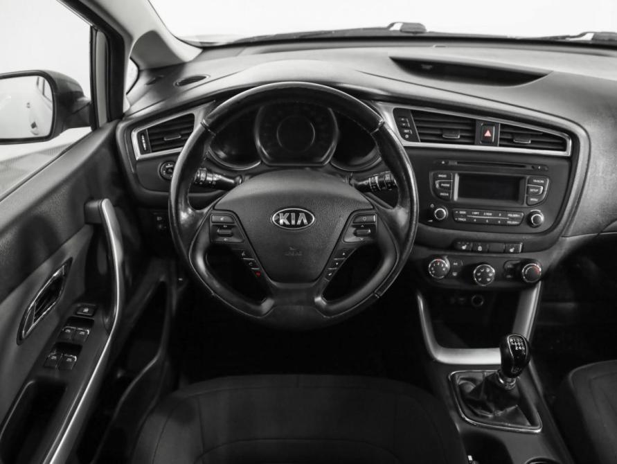 Kia Ceed II Санкт-Петербург  - изображение 12