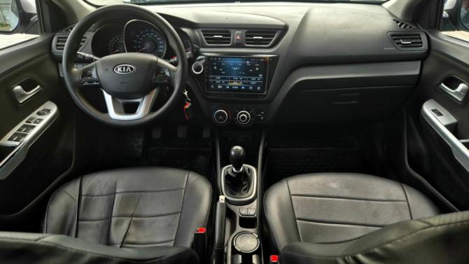 Kia Rio III с пробегом 2013 года, цена 690 000 рублей, 237409 км, хэтчбек, Автокод Объявления