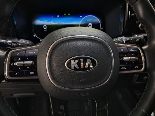 Kia Sorento IV с пробегом 2021 года, цена 3 697 900 рублей, 92060 км, внедорожник, Автокод Объявления