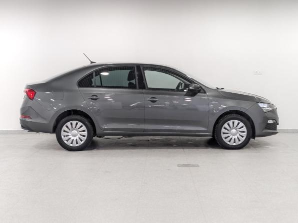 Skoda Rapid II с пробегом 2022 года, цена 1 750 000 рублей, 77758 км, лифтбек, Автокод Объявления